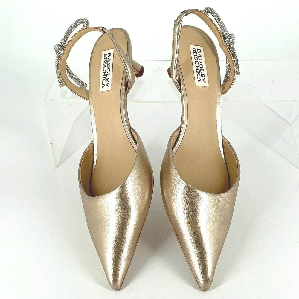 Badgley Mischka Size 8 Champagne Gold Leather Rhinestone Bow Kitten Heel NEW$255